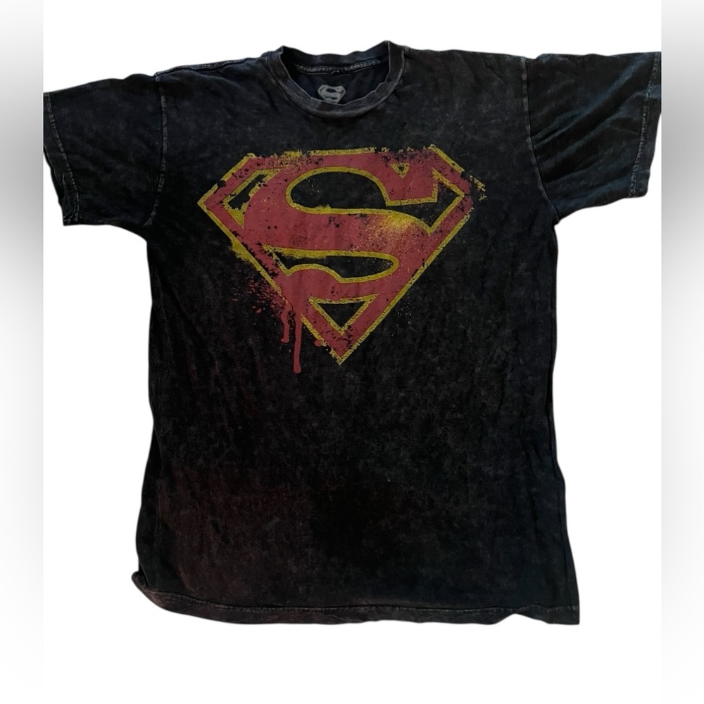 Superman logo tshirt, mens size large, 100% cotton
